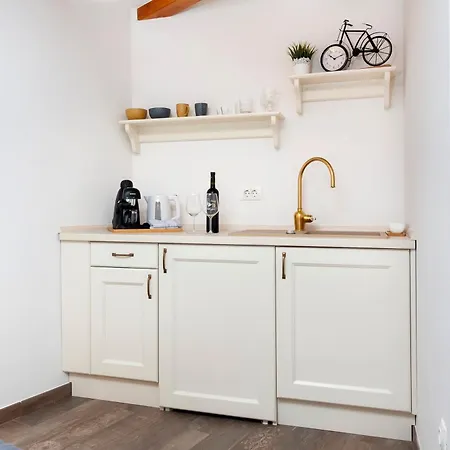 Seasun Marina Apartman